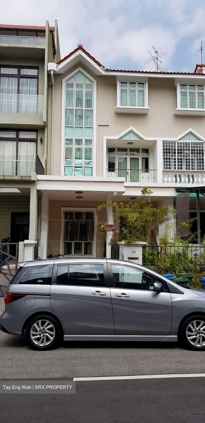 Lorong 104 Changi (D15), Terrace #576516001